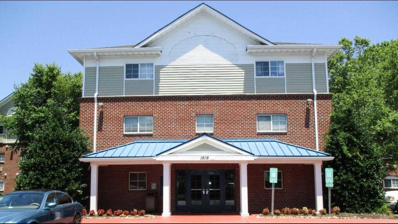 Studio 6-Hampton, Va - Langley Afb Area Exterior photo